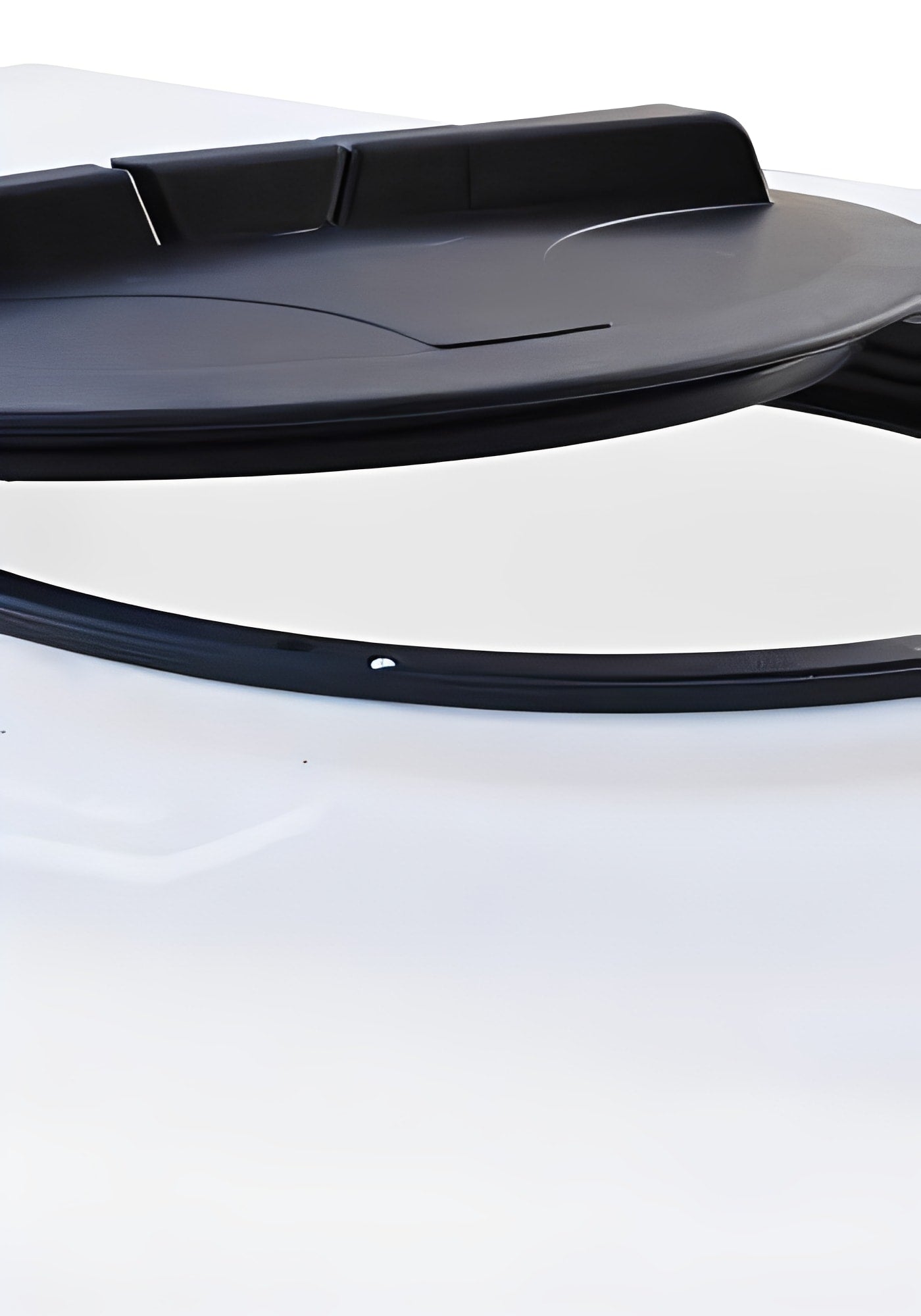 1000 Litre Water Tank - Natural lid detail showing durable design for superior water storage solutions.