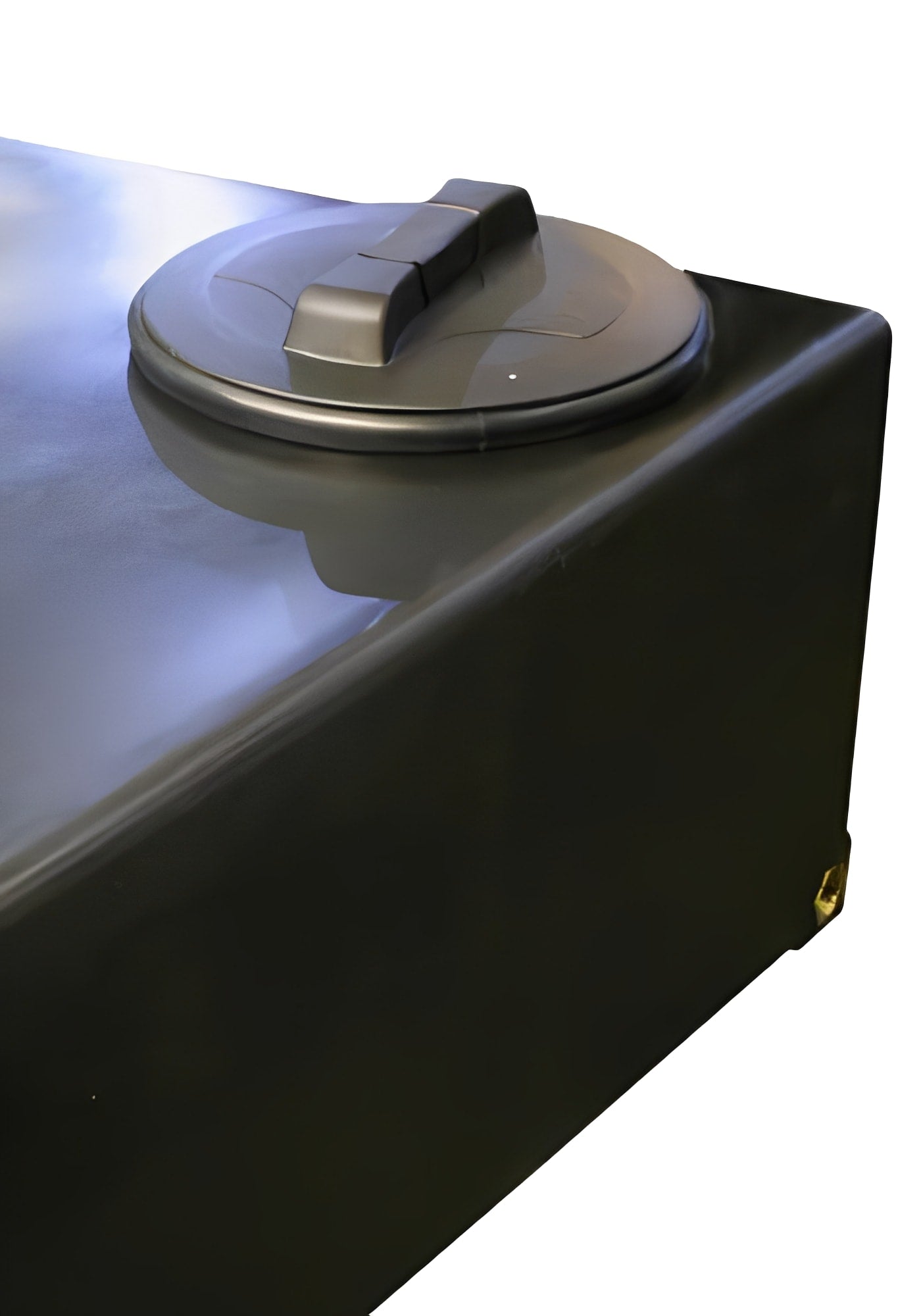 Close-up of the lid on the 250 Litre Water Tank V2 by PipeTech, showcasing its durable and frost-proof design.