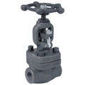 Forged Steel Globe Valve - Socket Weld Class 800 Handwheel with precise flow control mechanism.